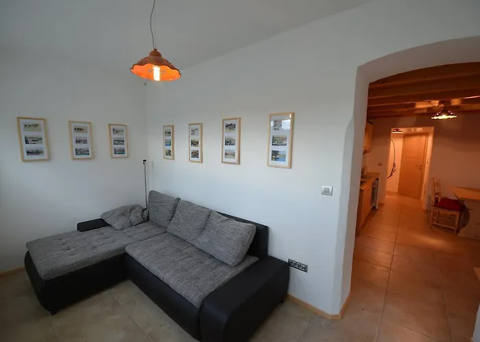 Apartments Mojca